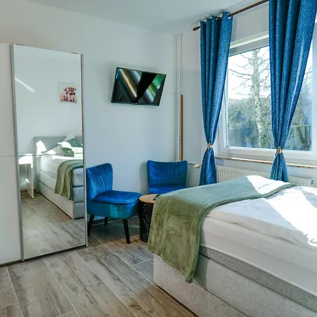 Big 3 Bedrooms Apartment At Ground Floor Hannover Exterior foto