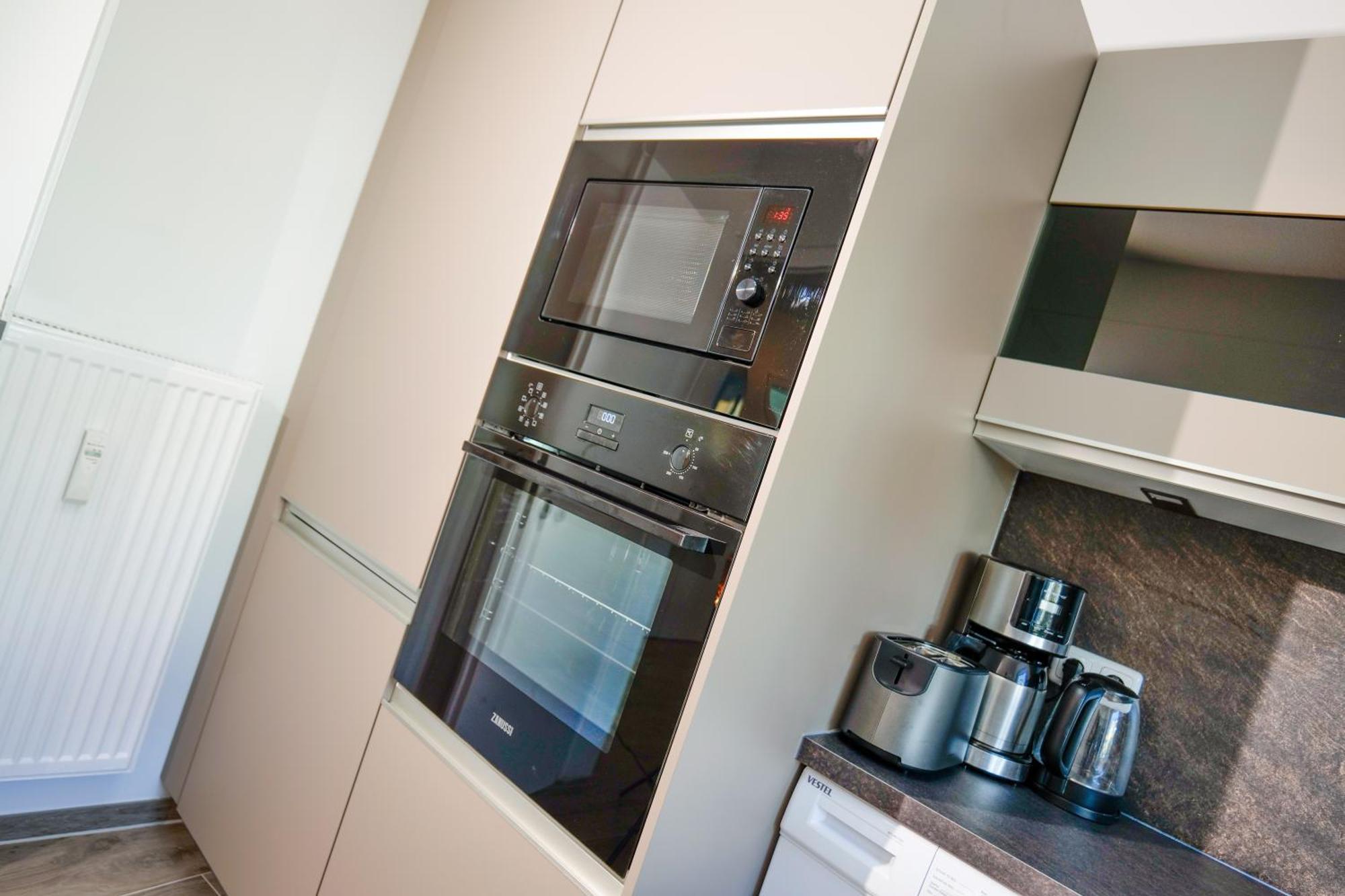 Big 3 Bedrooms At Ground Floor * Hannover