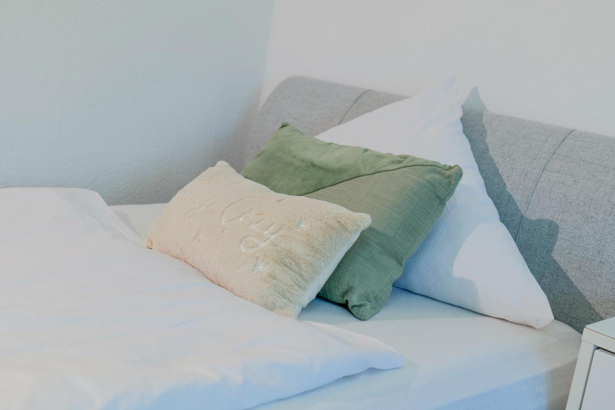 Apartment Big 3 Bedrooms At Ground Floor *