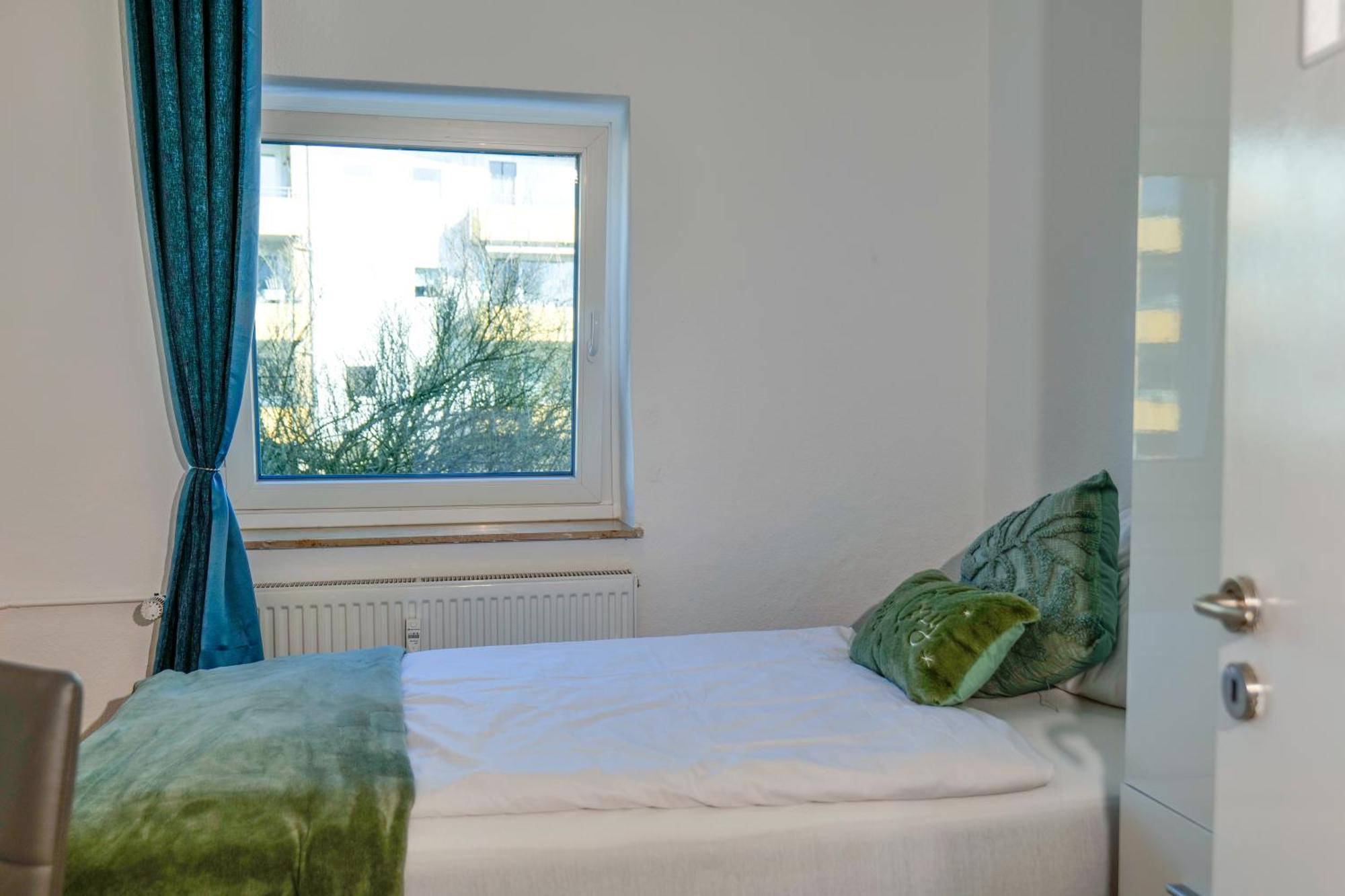 Big 3 Bedrooms At Ground Floor * Hannover