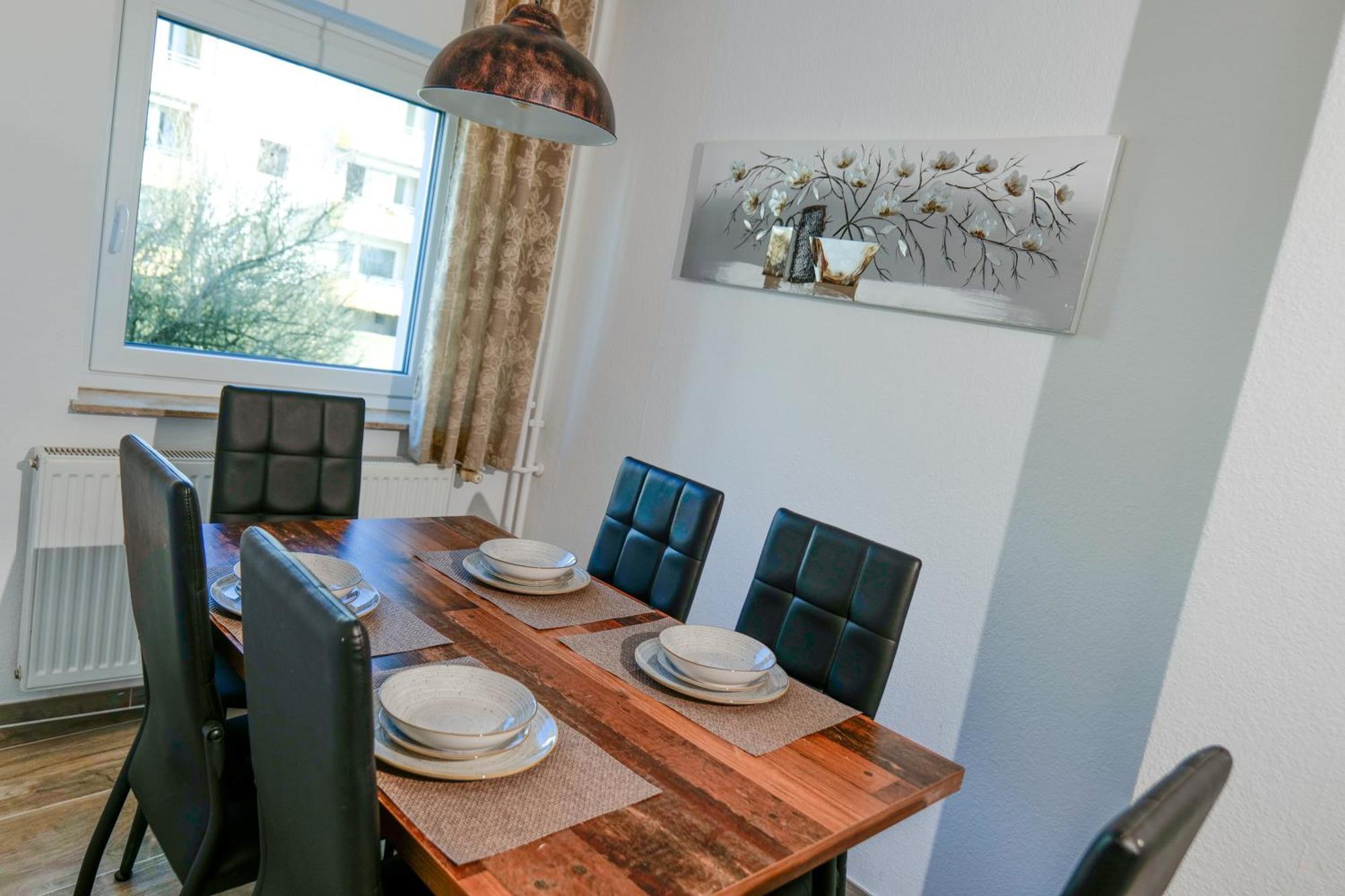 Big 3 Bedrooms At Ground Floor Apartment