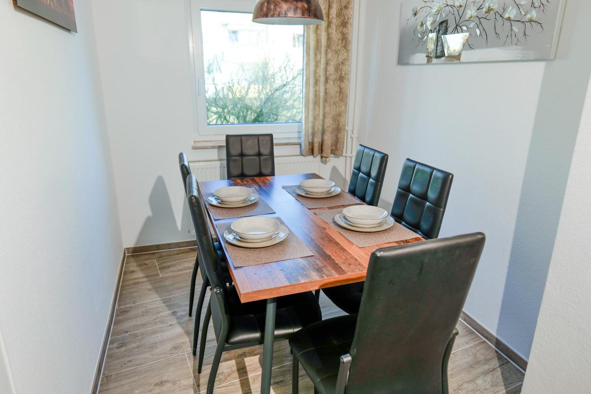 Big 3 Bedrooms At Ground Floor Hannover
